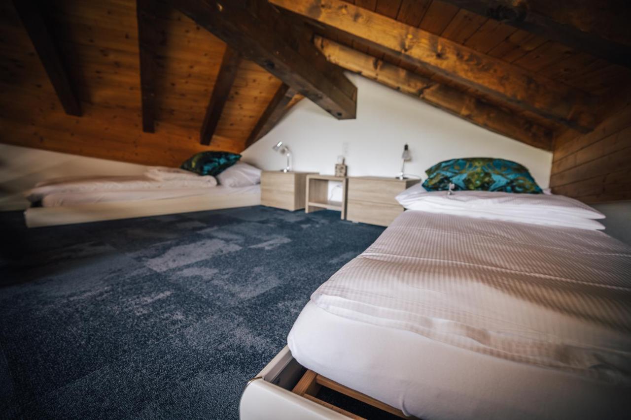 Christania Hotel Fiesch Bagian luar foto
