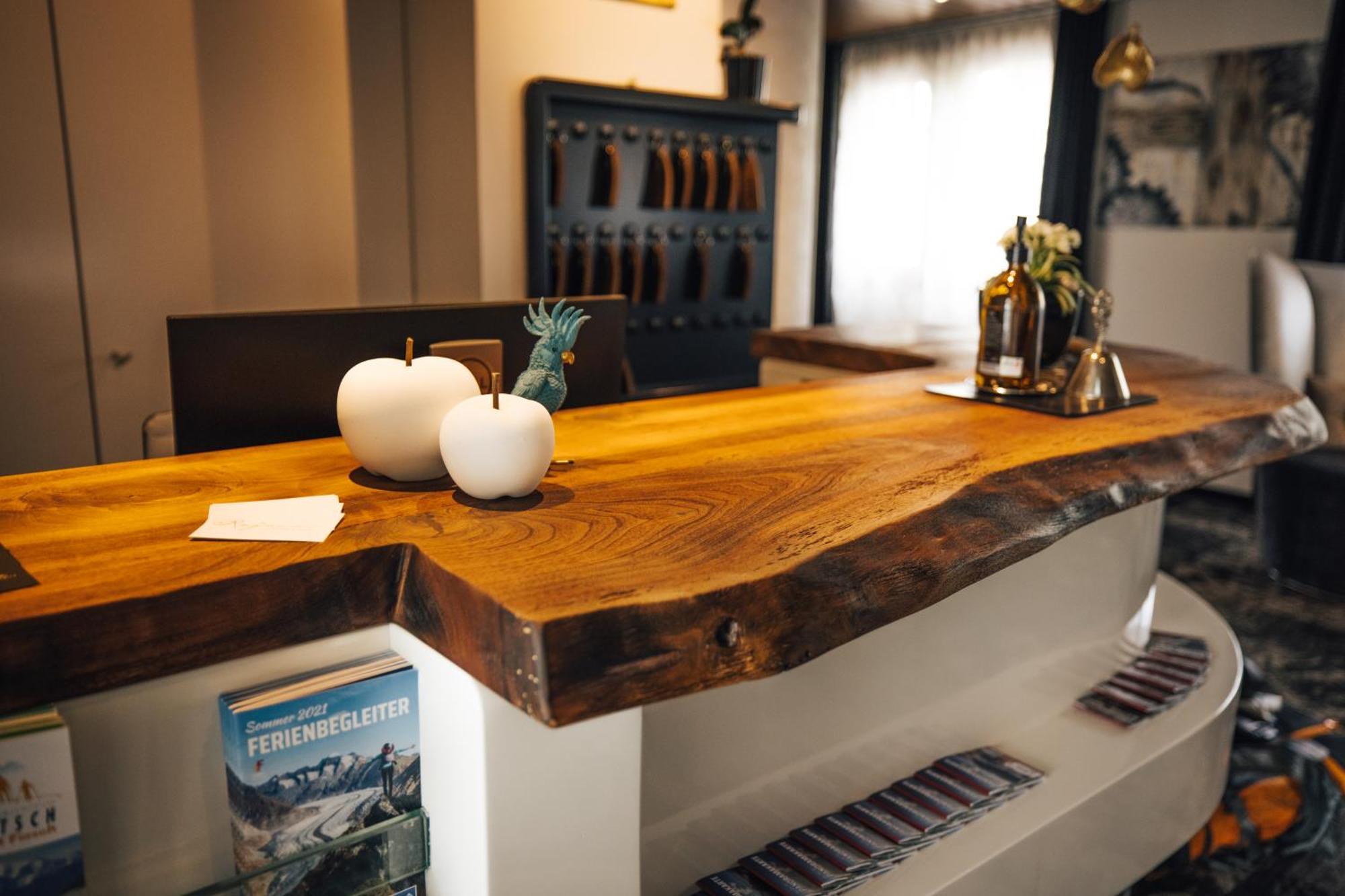 Christania Hotel Fiesch Bagian luar foto