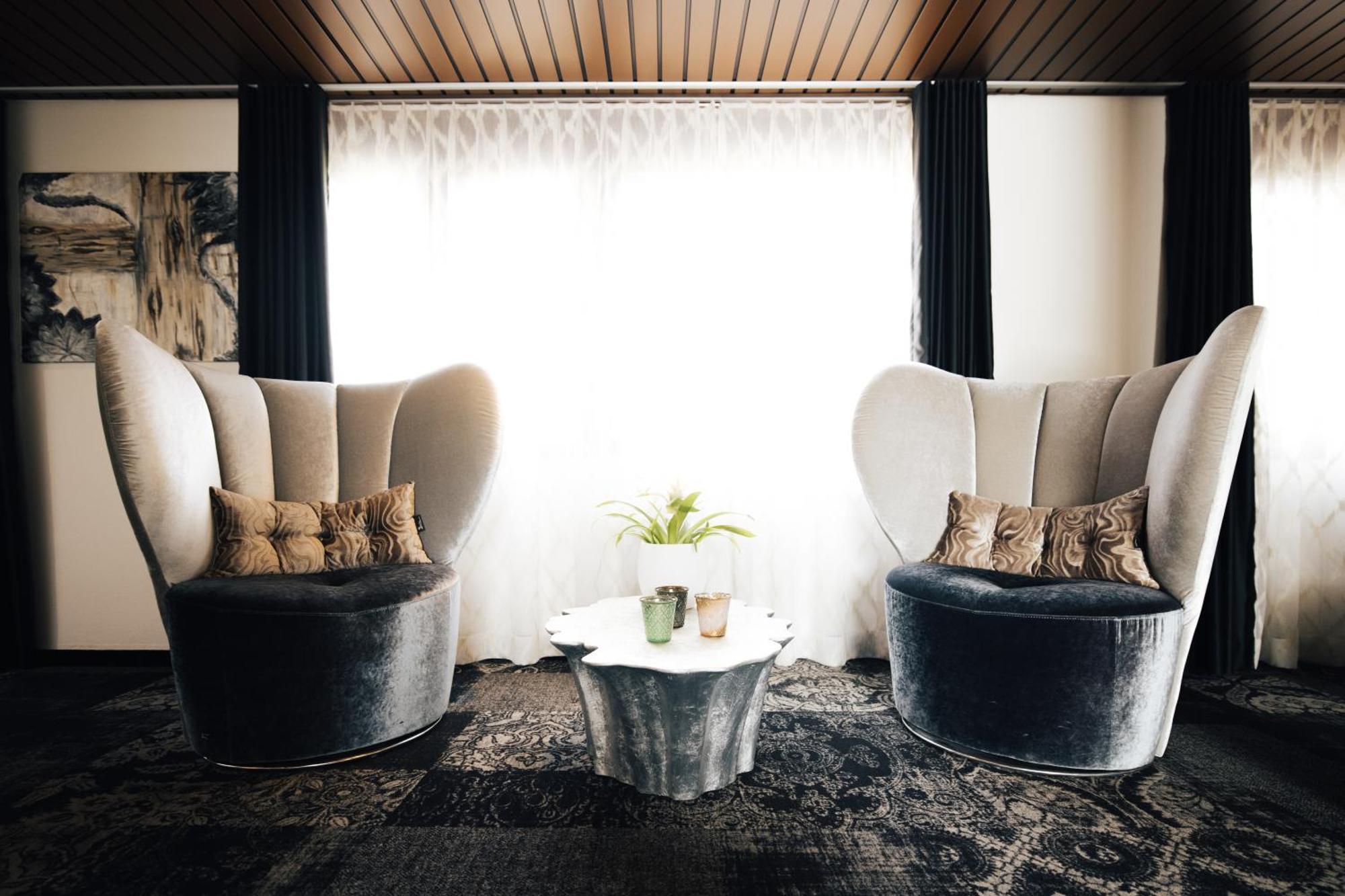 Christania Hotel Fiesch Bagian luar foto